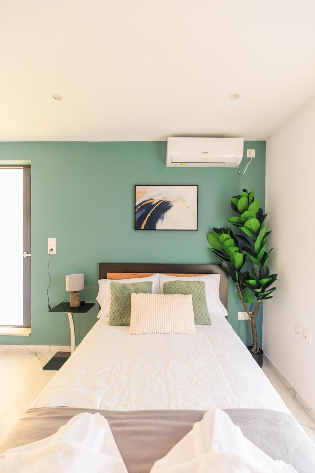 Aiolos Super Lux Suite Jucuzzi Nea Smyrni Centre Αθήνα Εξωτερικό φωτογραφία