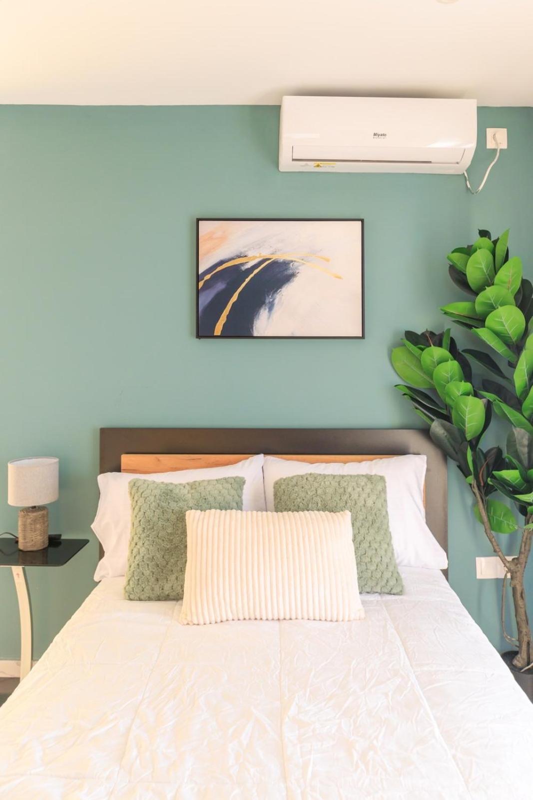 Aiolos Super Lux Suite Jucuzzi Nea Smyrni Centre Αθήνα Εξωτερικό φωτογραφία