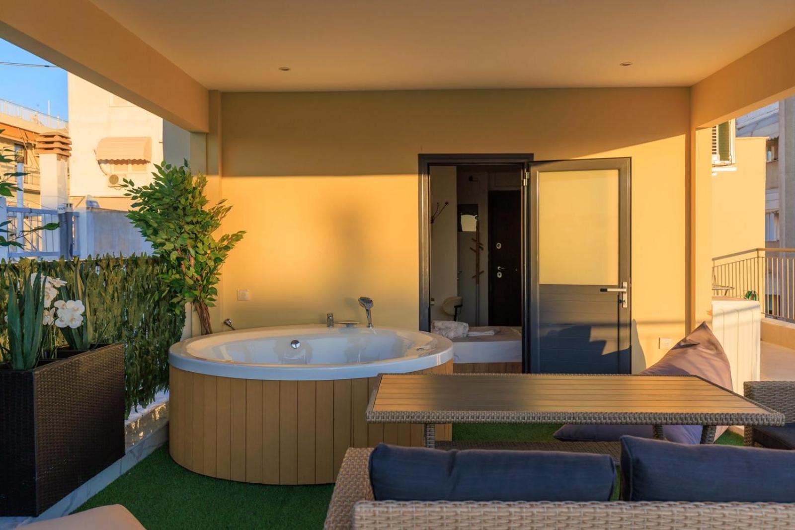 Aiolos Super Lux Suite Jucuzzi Nea Smyrni Centre Αθήνα Εξωτερικό φωτογραφία